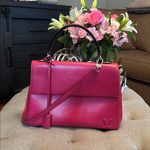 Louis Vuitton Epi Cluny MM Handbag